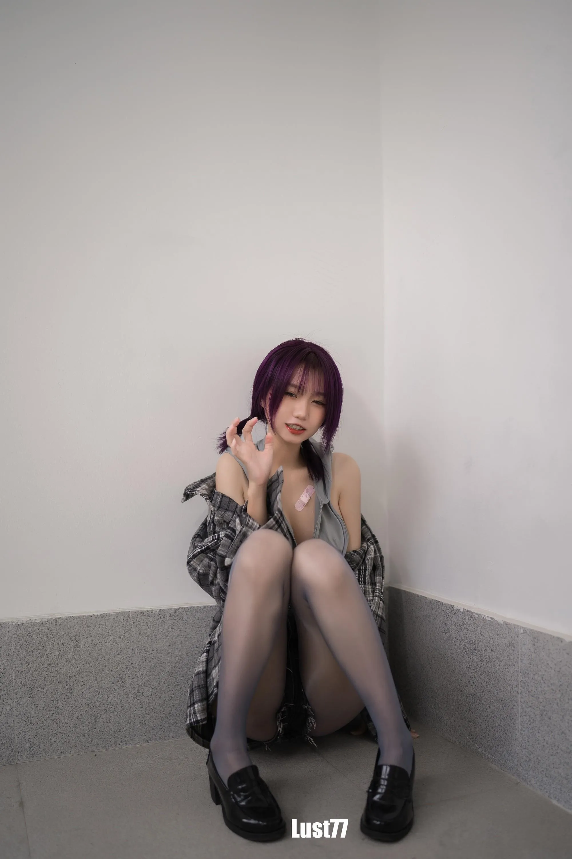 柒柒要乖额 – NO.050 小灰兔 [71P]插图8